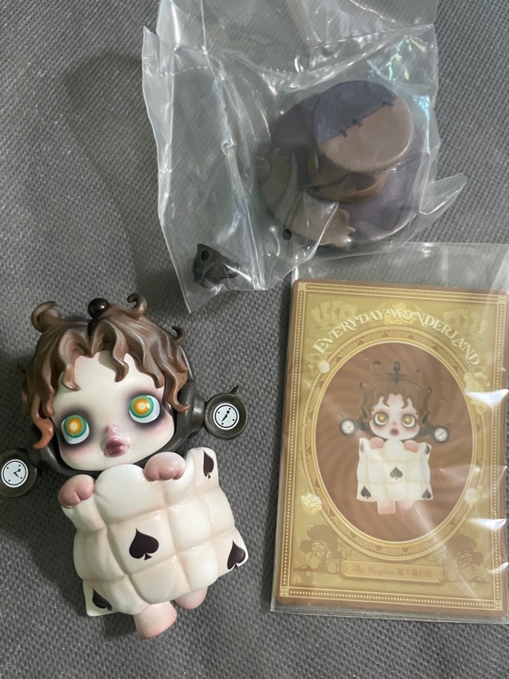 AUTHENTIC - Skullpanda - Everyday Wonderland Series - The Sleepless (Mad Hatter)